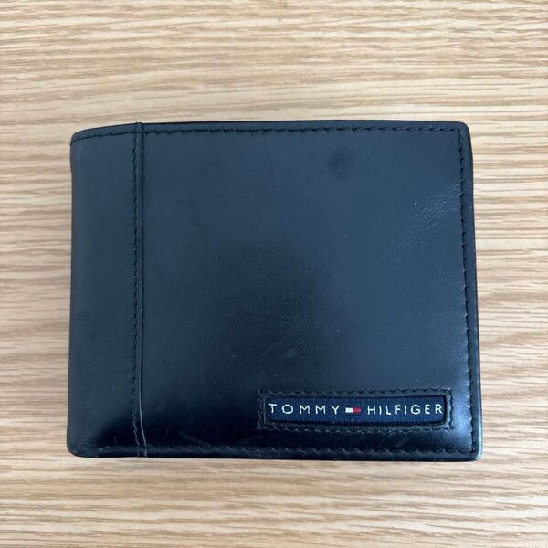 TOMMY HILFIGER 二つ折り財布