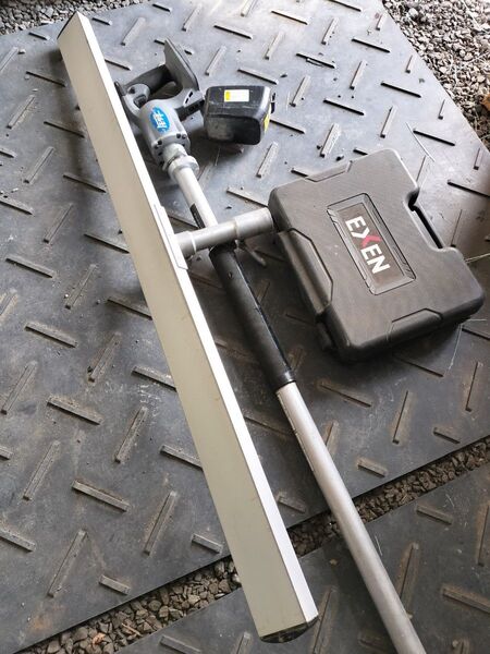 友定建機 トモサダ マジックタンパー VS-3-1300