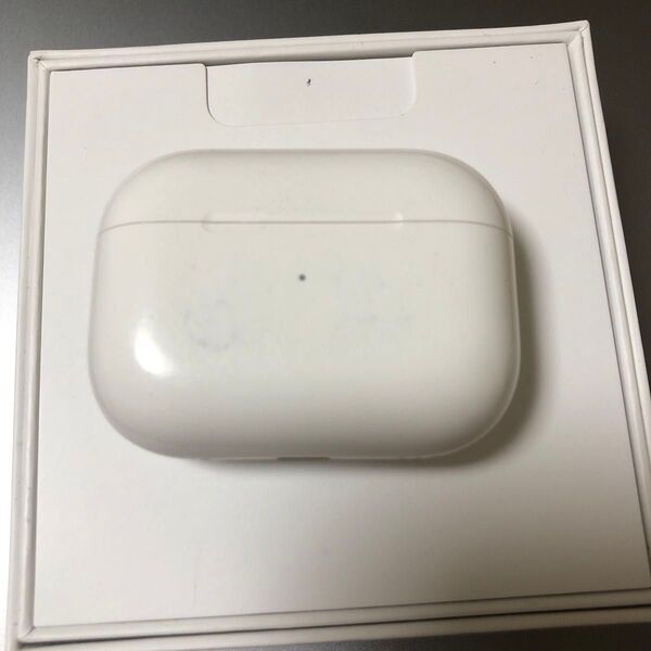 Apple AirPods Pro 第2世代 lightning 充電ケース