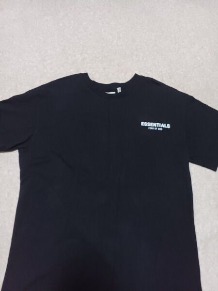 エッセンシャルズ Tシャツ スター ブラック 袋あり 美品 M~L
