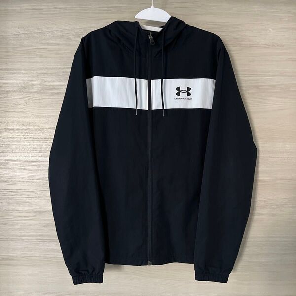 UNDER ARMOUR ウインドブレーカー メンズ ブラック系 M MD