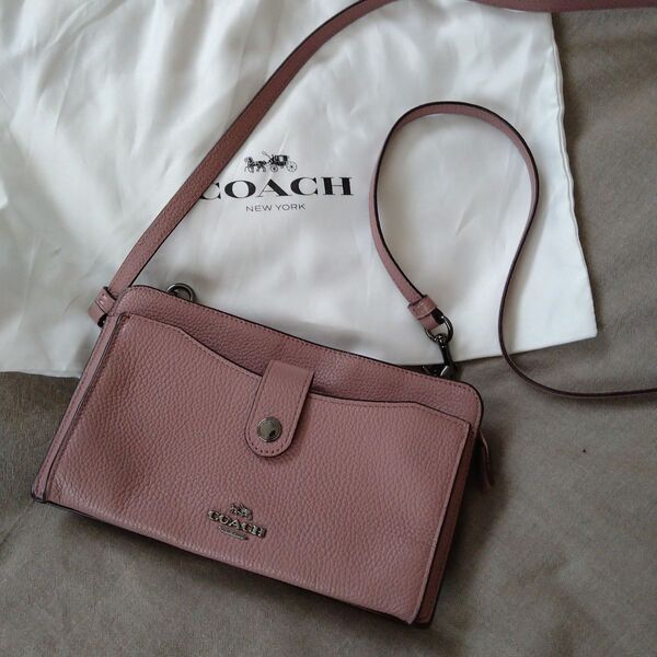 COACH ショルダーウォレット