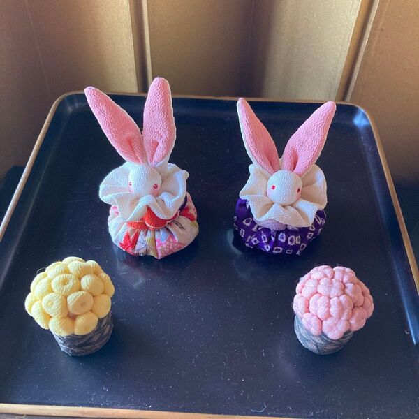 おてだまうさぎ 縮緬細工 左右のお花は別売り