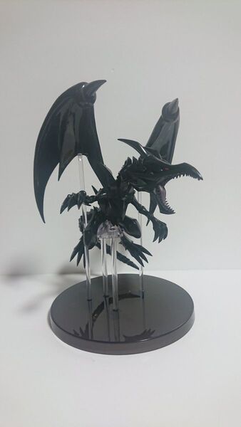 遊戯王 デュエルモンスターズ 真紅眼の黒竜 フィギュア RED-EYES BLACK DRAGON