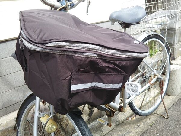 自転車用品 カゴカバー 2段式 前カゴ用カバー 【ブラウン(茶色/薄茶色ライン)】 はっ水加工 便利な両開き小さいカゴにもOk♪