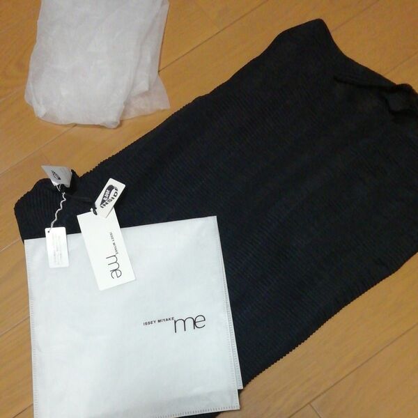 新品ISSEY MIYAKE me トップス フリーサイズ