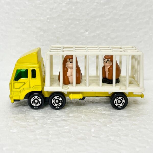 【美品】トミカ 108 三菱ふそう 動物運搬車 ゴリラ 金網脱着可能 匿名配送
