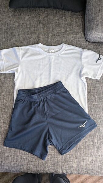 ☆ミズノ☆ Tシャツ130短パンツ140☆ラックスポーツクラブ上下セット