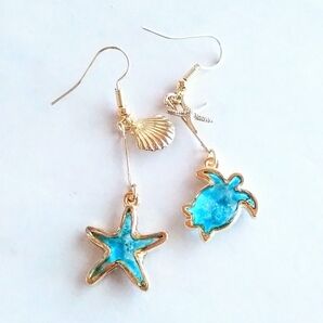 海洋生物☆ピアス(琉球ガラス)