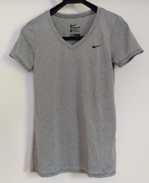 ナイキ DRI-FIT ドライフィット S / M レディース スポーツウェア