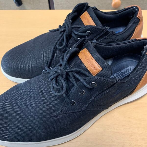 中古美品 28 cm K84-FN-250404-128 SKECHERS メンズシューズ ブラック