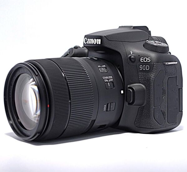 Canon EOS 90D レンズキット 未使用に近い極美品
