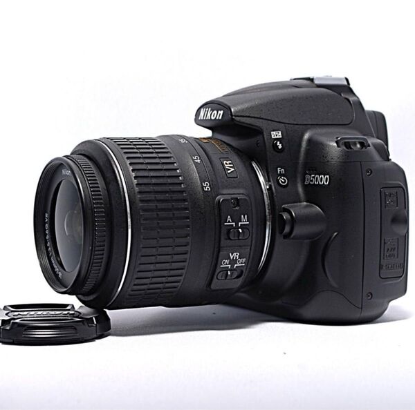Nikon D5000 ダブルレンズ 初心者 デジタル一眼レフカメラ ニコン