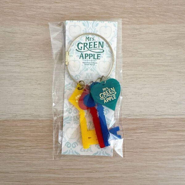Mrs. GREEN APPLE POP UP STORE Welcome to MGA's Home Party キーホルダー
