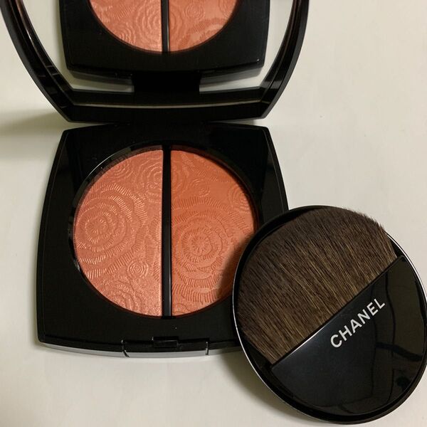CHANEL シャネル フルールドゥプランタン フェイスパウダー