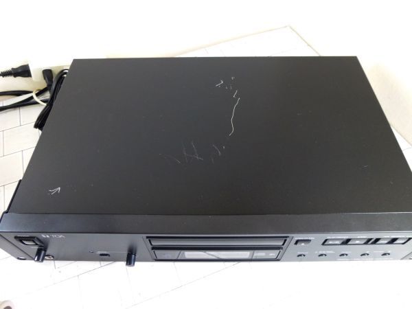 TOA CD-50 CDプレーヤー 天板にキズあり 説明文必読願います!