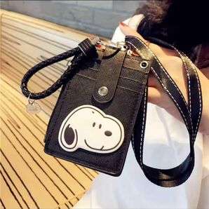 スヌーピー カード入れ 小銭入れ ベージュ 茶 ストラップ Suica パス パスケース ショルダー ストラップ 定期入れ キッズ