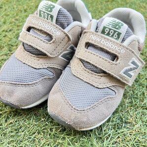 New Balance 996 ベビーシューズ カーキ色13.5cm