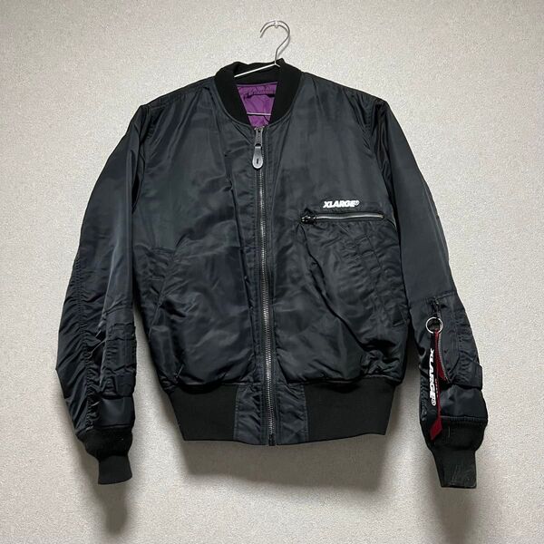 XLARGEとALPHAのコラボMA-1ジャケット
