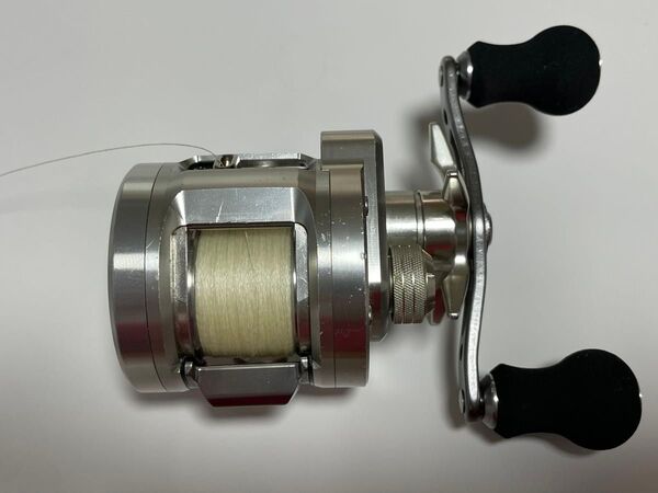 値下中【美品】ダイワ RYOGA リョウガ 1016H 社外ハンドル ガラスコーティング済み