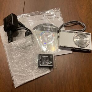【中古美品】パナソニック LUMIX DMC-XS1 ホワイト 完備品 純正