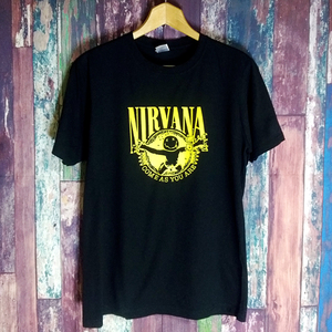 送込　NIRVANA　ネバーマインド　ヘロヘロ スマイリー　半袖Tシャツ　黒　Mサイズ