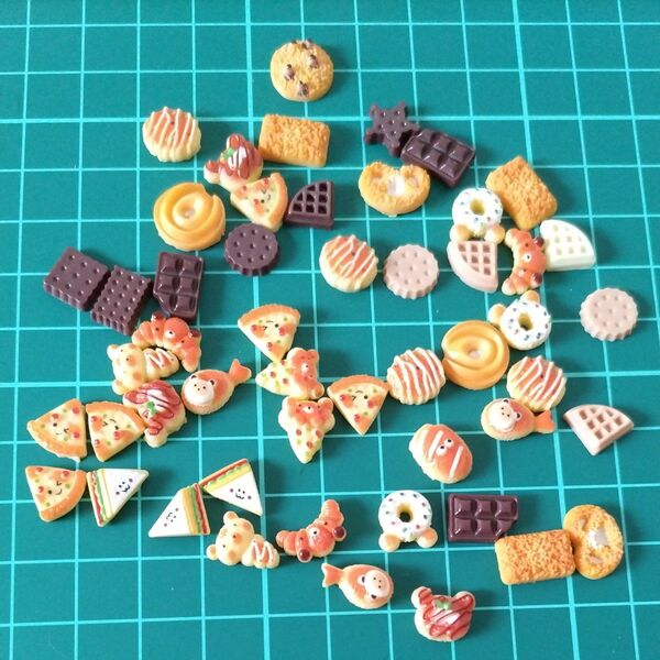 デコパーツ ハンドメイド 素材 ミニチュア スイーツ パン チョコ【51個】 プラパーツ