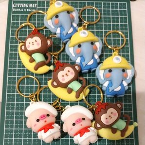 キャラクターキーホルダーまとめ売り ぞう さる ぶた8個セット