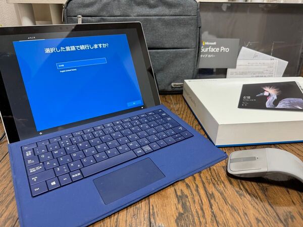 surface本体、タイプカバー、マウス、他