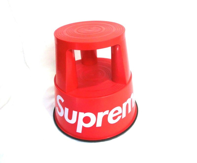Yahoo!オークション -「supreme イス」の落札相場・落札価格 Yahoo!オークション -「supreme イス」の落札相場・落札価格