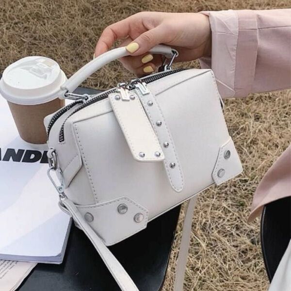 SHEIN スパイクデコレーション スクエアバッグ