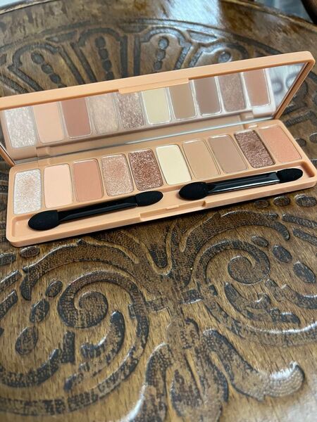 ETUDE Play Color Eyes アイシャドウパレット