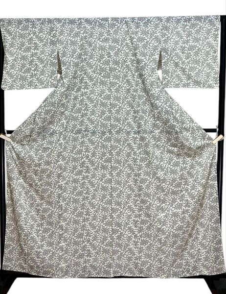 夏着物 絽 小紋 洗える着物ポリエステル 小花 美品 クリーム系 イ5475