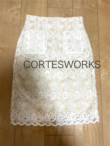 CORTESWORKS ホワイト 花柄レーススカート 総刺繍 布地にも可 総レース タイトスカート