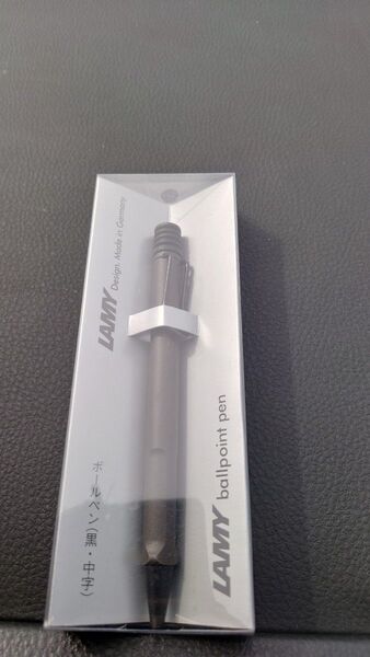 期間限定値下げ 新品 LAMY ボールペン 黒 中字