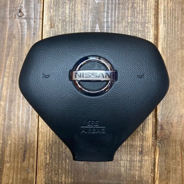 ★V36スカイライン純正エアバックカバー中古品★