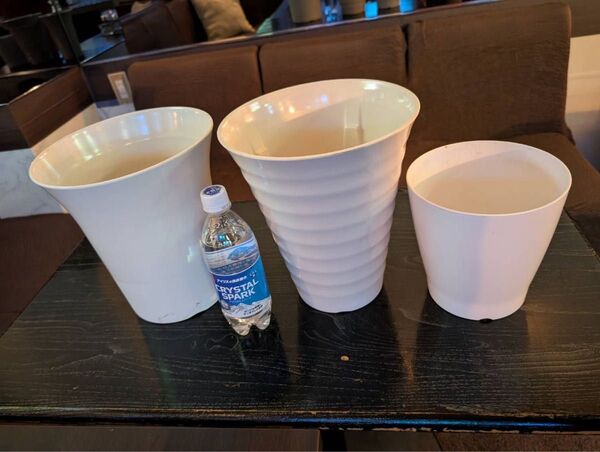 プラスチック製 胡蝶蘭、花の鉢植え 植木鉢