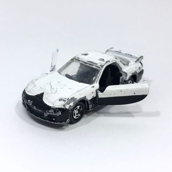 トミカ No.117 マツダ RX-7 パトロールカー