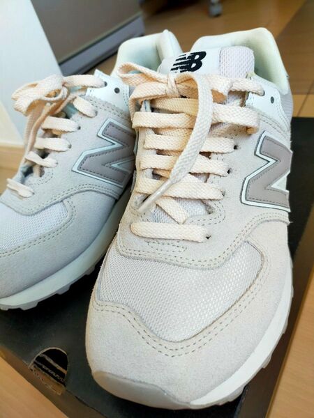 New Balance 574 スニーカー ベージュ 24.5
