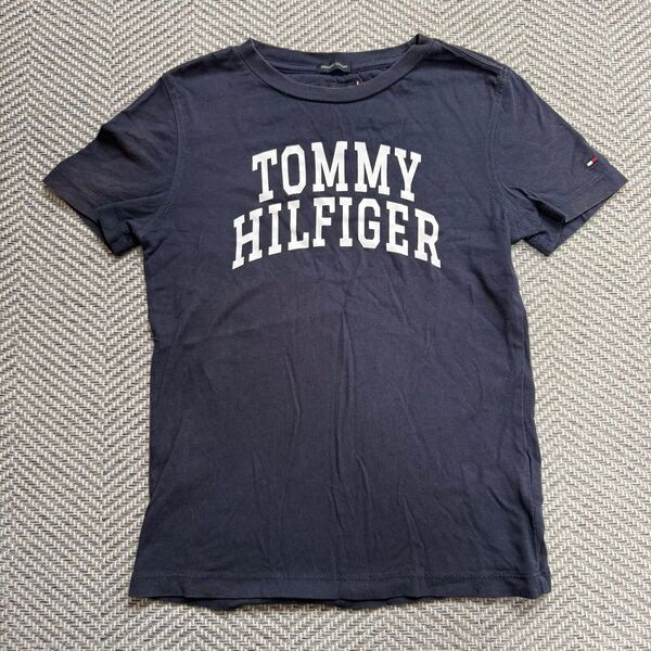トミーヒルフィガー Tシャツ 128