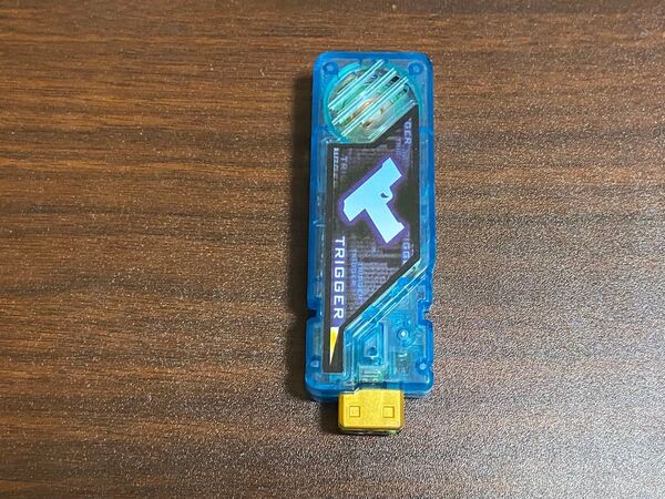 仮面ライダーW DXトリガーメモリ