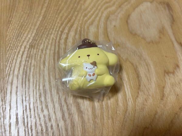 サンリオ ポムポムプリン ぺたんこマスコット teamいえろー ガチャガチャ