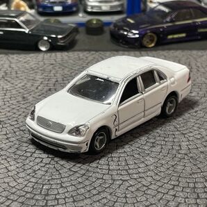 トミカ オートサロン 限定 TOYOTA セルシオ