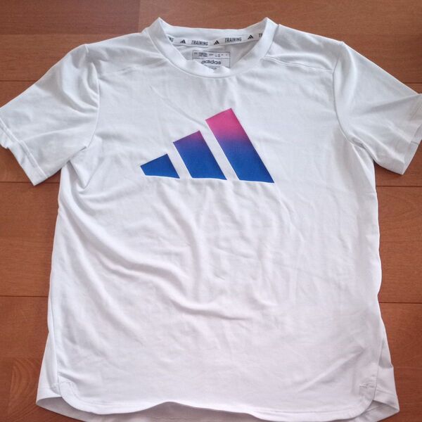 adidas Tシャツ キッズ 140cm