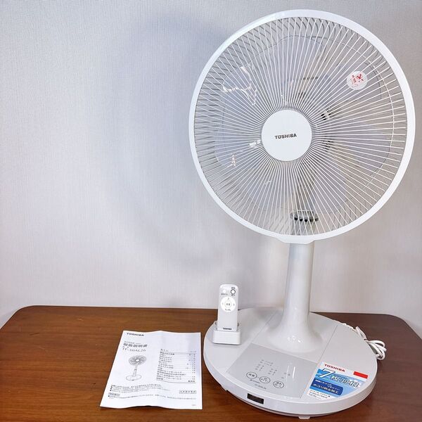 【美品】 TOSHIBA 東芝 冷房器 リビング扇風機 TF-30AL26
