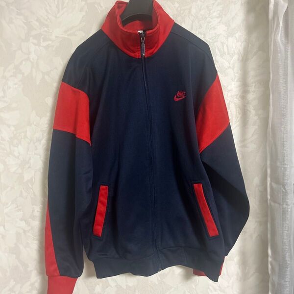 ナイキ NIKE ジャージ上3点セット 1枚目Mサイズ 2、4枚目 Lサイズ 土日限定セール価格 最終値下げ 早い者勝ち