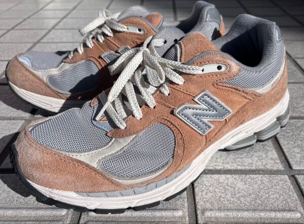 New Balance MR2002CU ベージュ/グレー 28.5cm