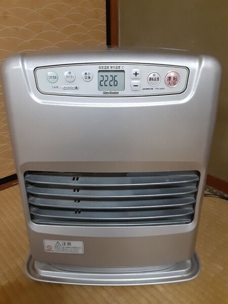 【ダイニチ】石油ファンヒーター【FW-32E9、5Lタンク】