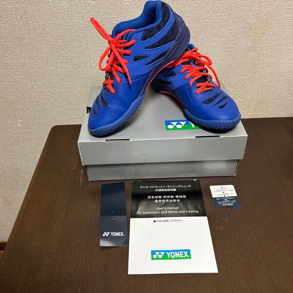 26.0㎝YONEX バドミントンシューズ パワークッション840ミッド
