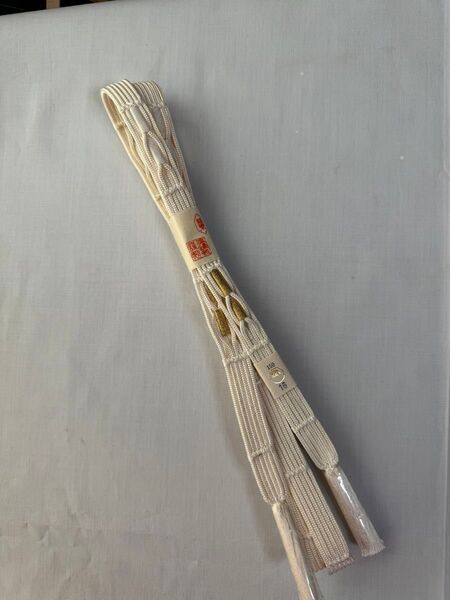 新品 渡敬 高級 正絹 帯締め 平組 白 フォーマル セミフォーマル 金糸 手組み ハート巻き 組み紐